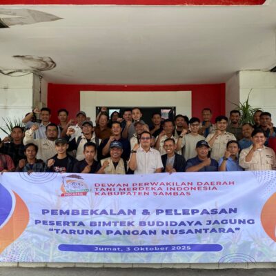 Distankp Sambas Lepas Tujuh Taruna Pangan untuk Ikuti Pelatihan Budidaya Jagung di Sanggau